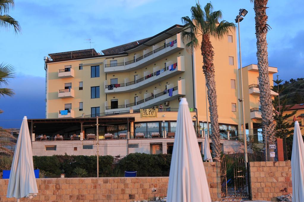 Hotel Za Maria Santo Stefano di Camastra Exterior photo